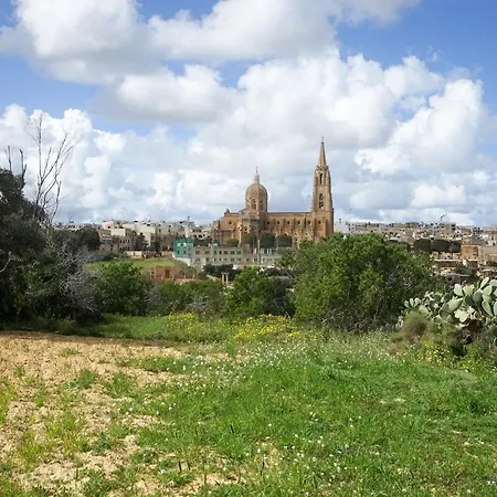 Gee9teen At Fort Chambray Hébergement de vacances Mgarr